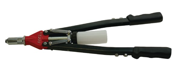 KR008079