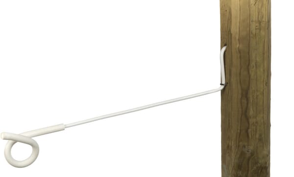 KR008302